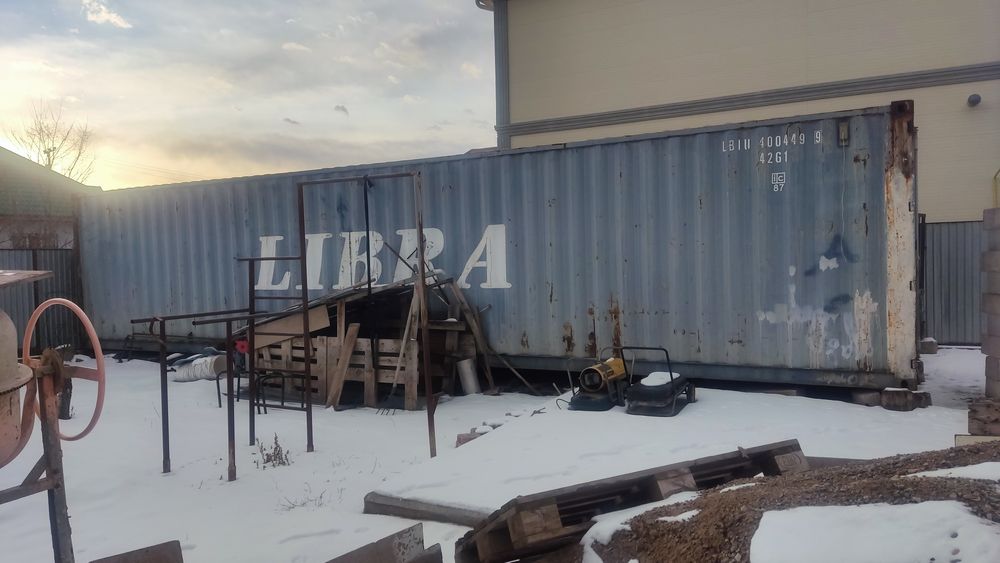 Продам контейнер 40 футовый ЖД