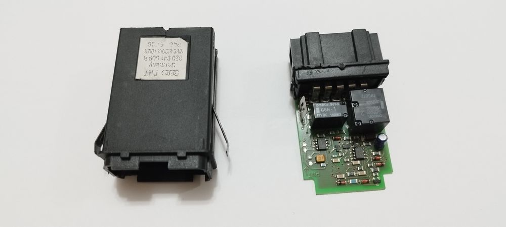 Реле за мигачи на Ауди А2