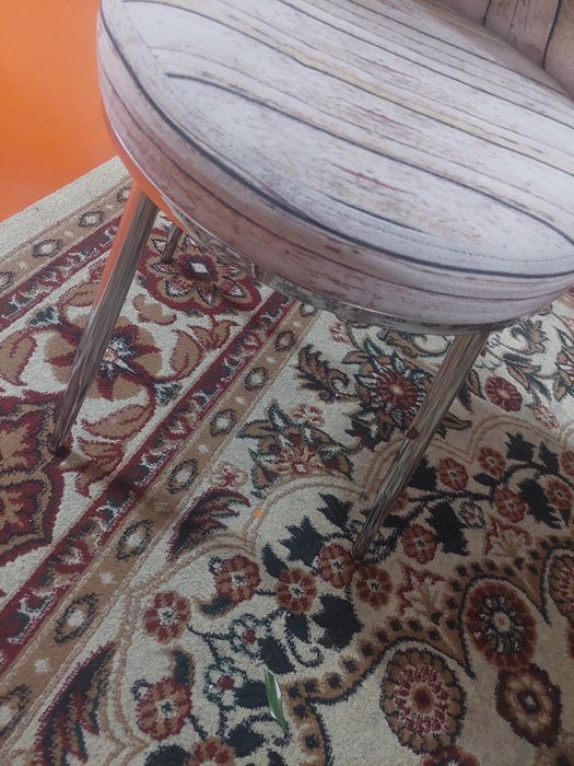 Продам стулья 6штук