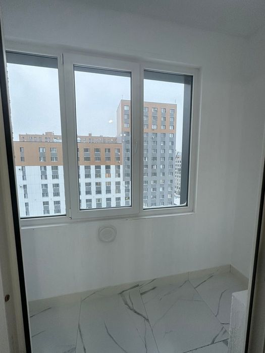 Продам квартиру на левом берегу.