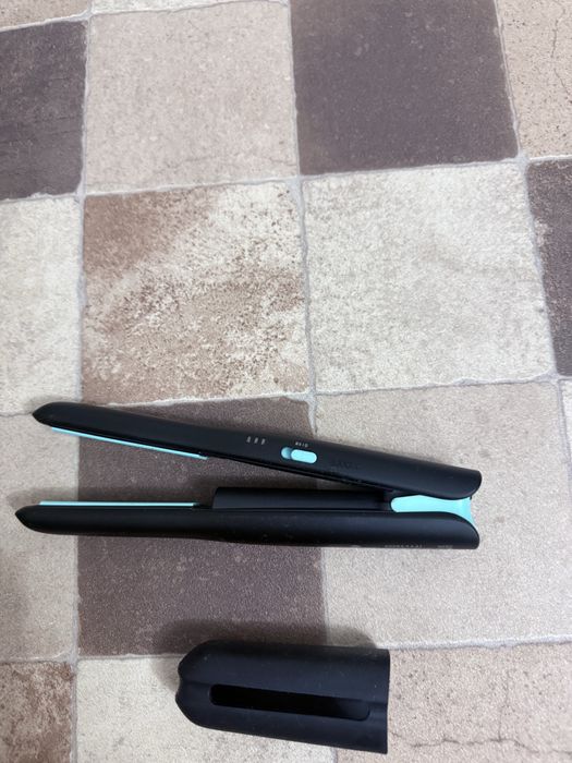 Mini placa pentru par