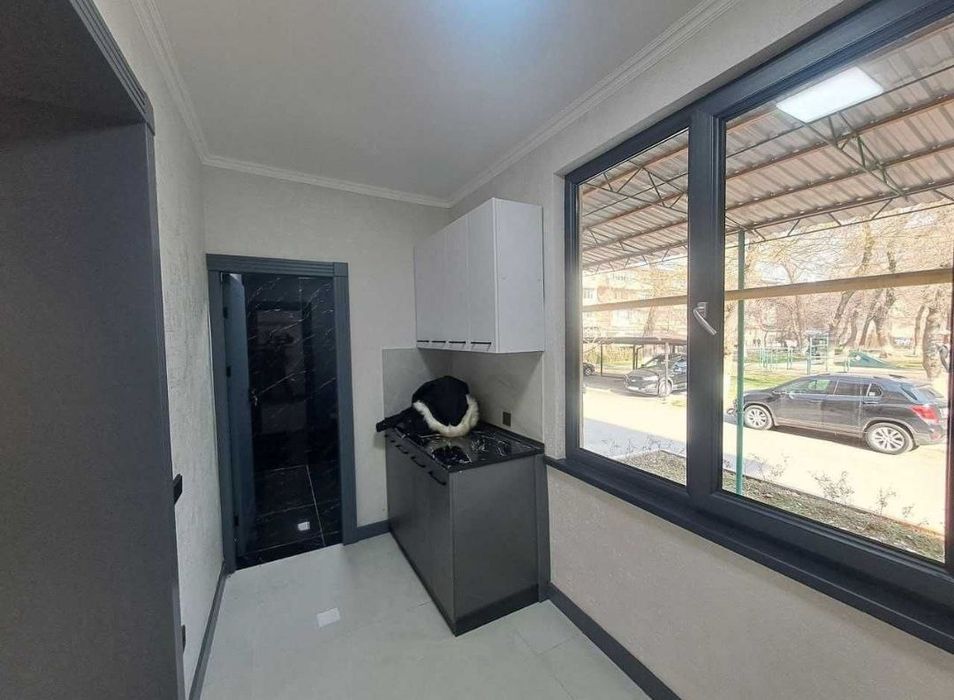 Коммерческая недвижимость: офис, срочно с готовый арендатор ом