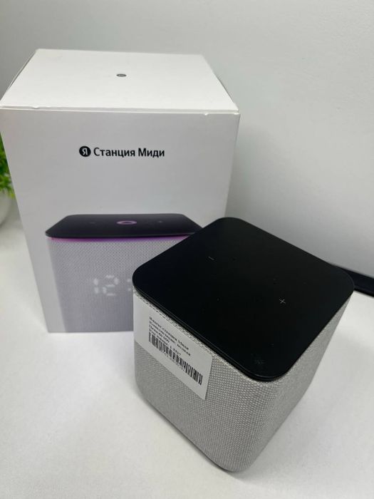 Яндекс станция Миди