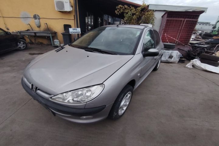 Planetara fata stanga Peugeot 206 2001 1.4 MT (75 hp)