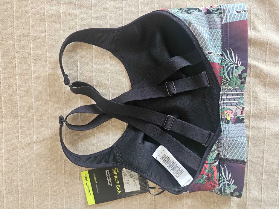 Nike Impact Strappy Sports Bra размер XS