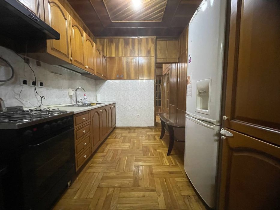 Метро Космонавтов 3/3/4  ЦУМ (Центр) аренда