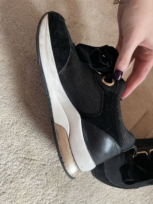 Lio Jo сникърси 37