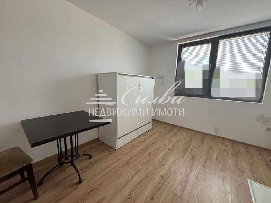 Дава се под наем Едностаен апартамент в Шумен, Тракия - 30 кв.м за 306 € - Снимка #3