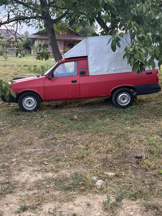 VÂND DACIA PICK UP PAPUC 1.9 d 4x4 la buton