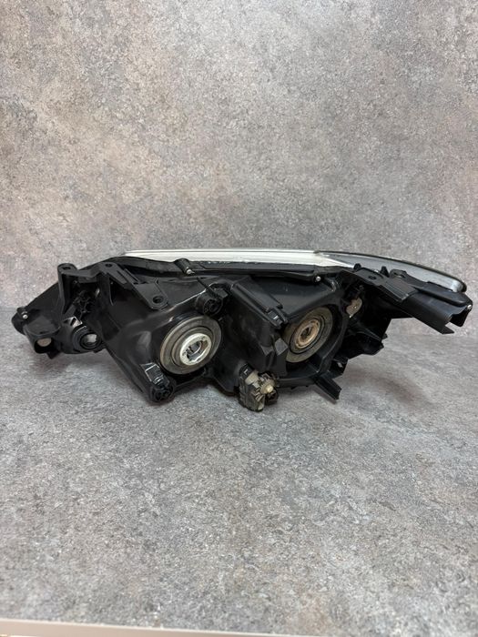 Camry 50 фара правый R