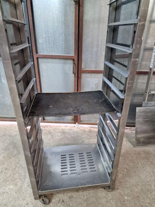 Количка за тави за печене 60х40