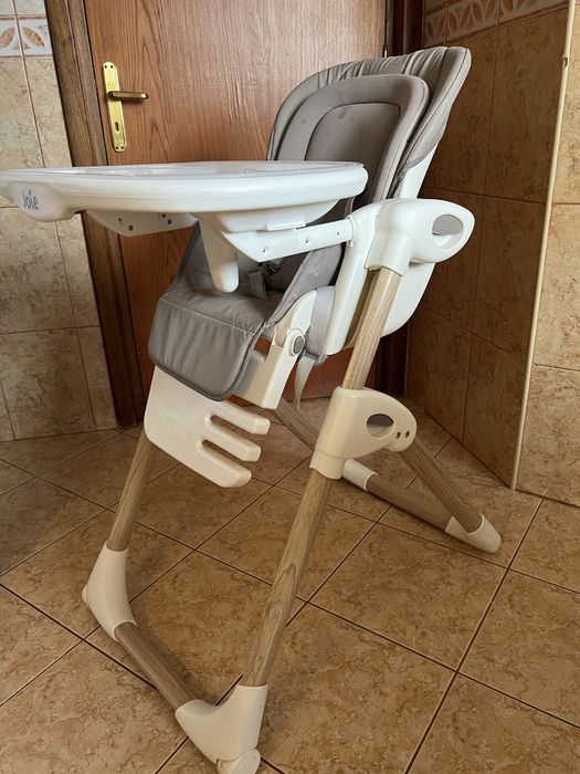 Scaun de masa bebelusi pliabil si 5 pozitii de inclinare