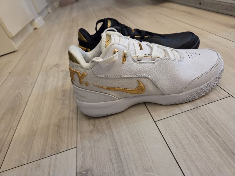 Papuci de baschet LeBron NXXT Gen alb cu negru