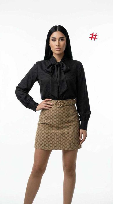 Compleu cu fusta și camasa