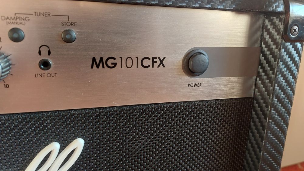 Marshall MG101CFX - 100W комбо усилвател за китара (Limited edition)