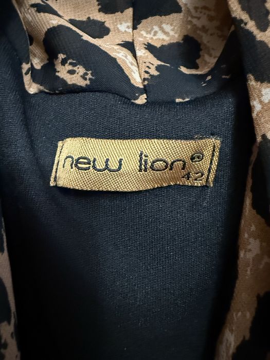 Красива рокля в леопардов принт