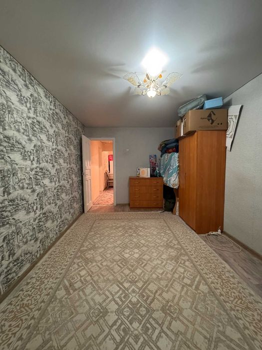 Продам 2х комн кв Сазда кирпичный дом