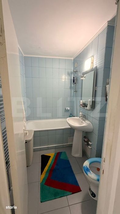 Apartament 2 camere, semidecomandat, 55 mp, zona Regiment 11 Siret