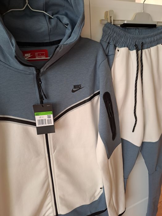Nike Tech Flecce