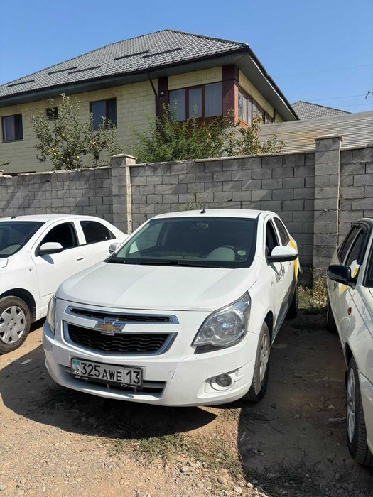 Chevrolet Cobalt таксиге жалға беріледі