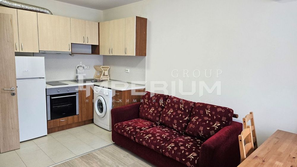 Дава се под наем Двустаен апартамент в Варна, Базар Левски - 65 кв.м за 357 € - Снимка #1