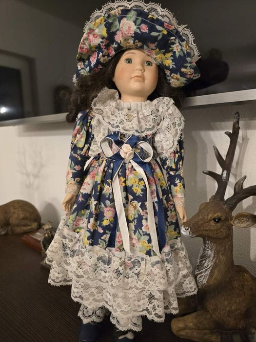 Порцеланова кукла