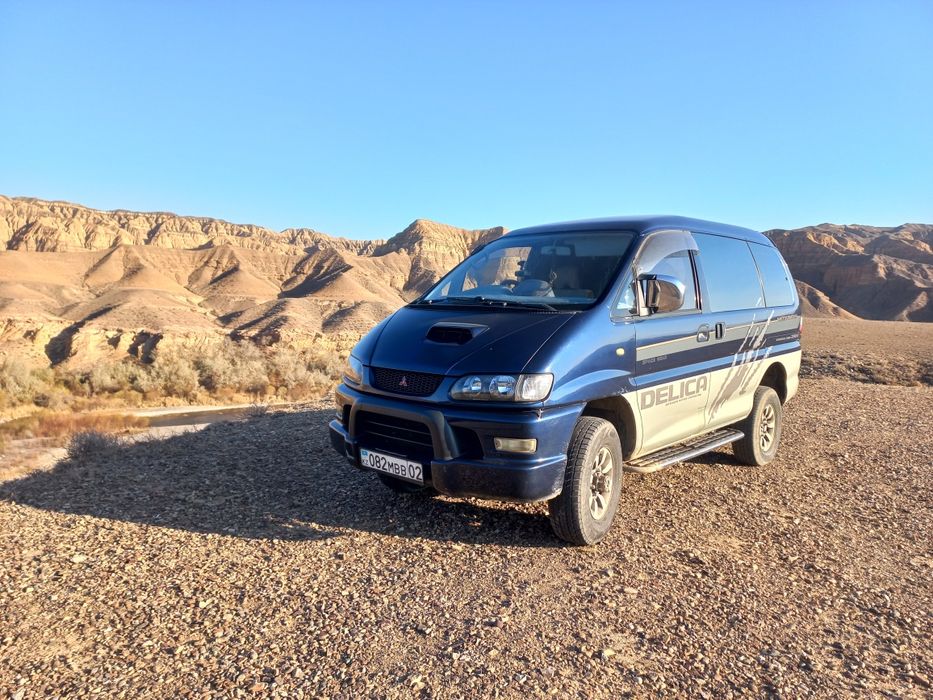 Mitsubishi Delica