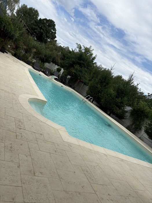 ROAYN CONS S.R.L  executam lucrari interioare /exterioare