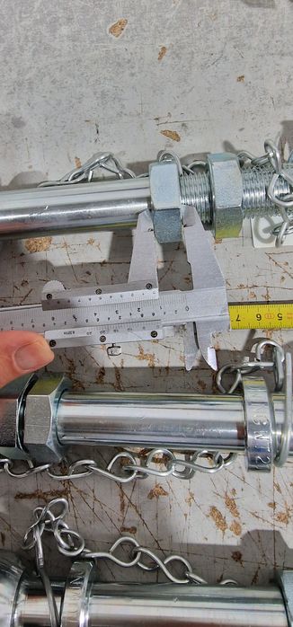 Bolt cui remorcare bila 3.5 tone lung preț 185 lei se poate trimite pr