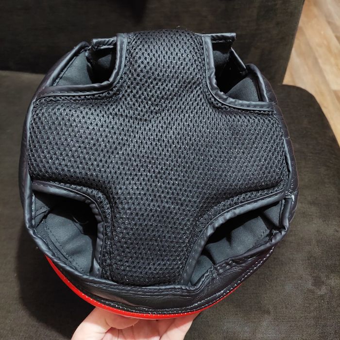 Боксёрский шлем Adidas