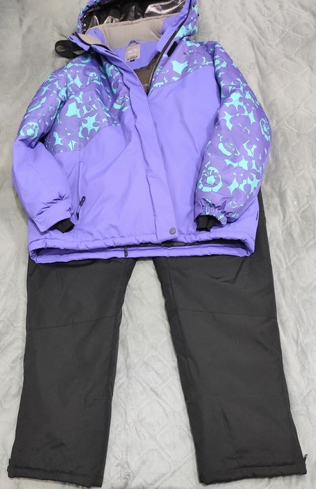 Продам лыжный костюм