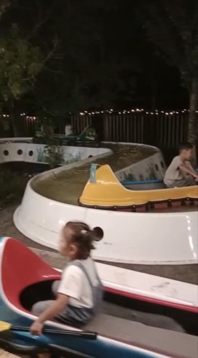 Аттракцион лодочки