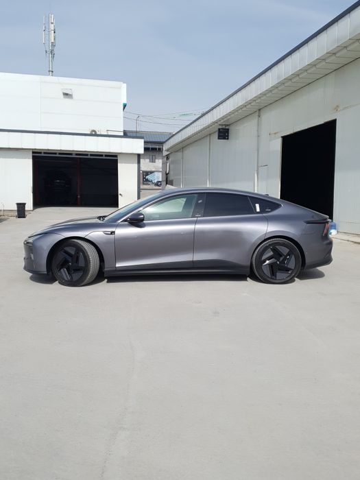 Geely Jiyue Robo 07. Elektro-Mobil