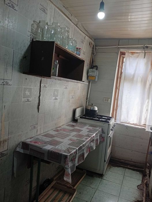 ТАЛАБАЛАРГА Рохат метро станцясида 2 хонали квартира ижарага берилади