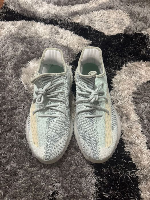 Yeezy 350v2 light blue marime 44