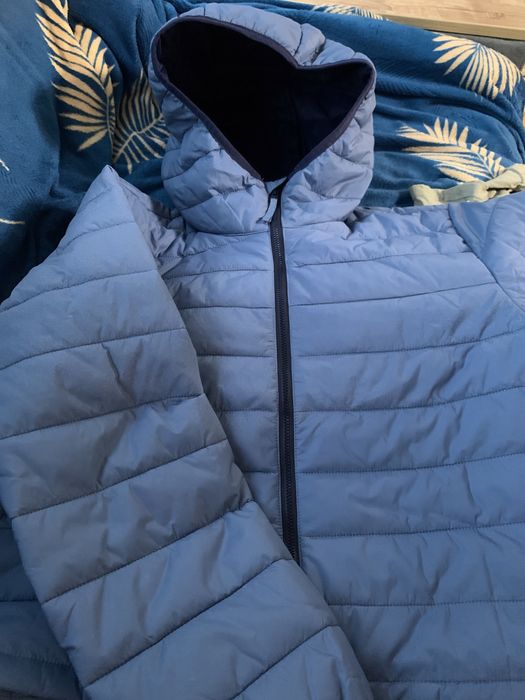 Женская куртка для девочек.