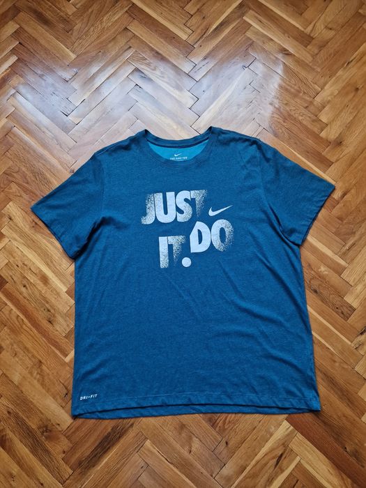 Страхотна мъжка тениска NIKE размер XL