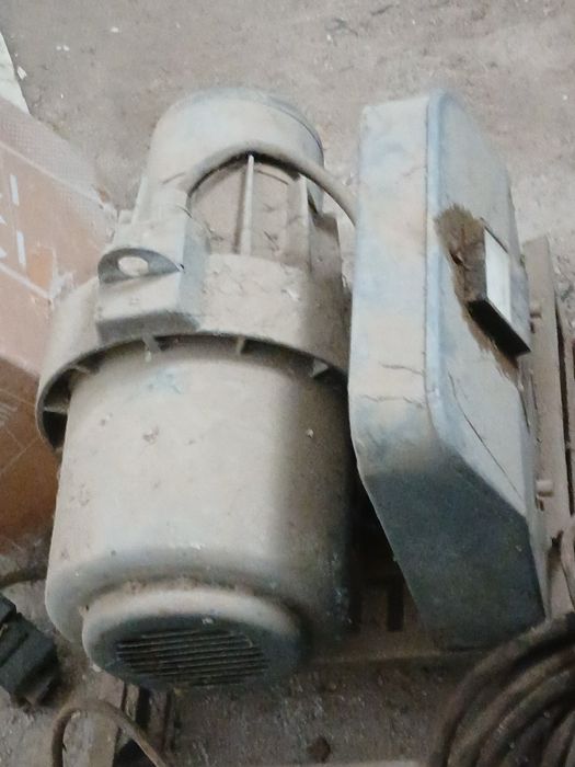 Электродвигатель на 220/380в