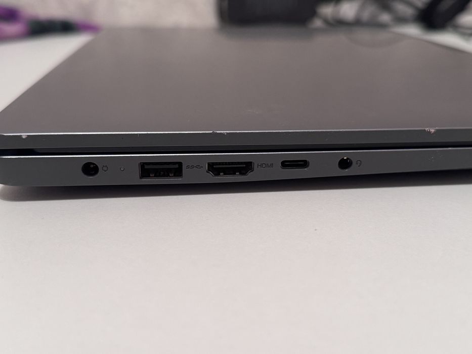 Lenovo IdeaPad Slim 3 15IAH8