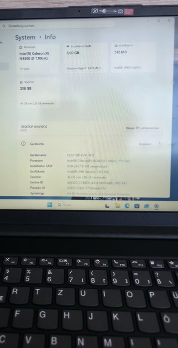 Продавам лаптоп Леново
