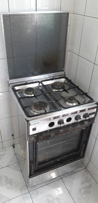 Газовая плита б/у
