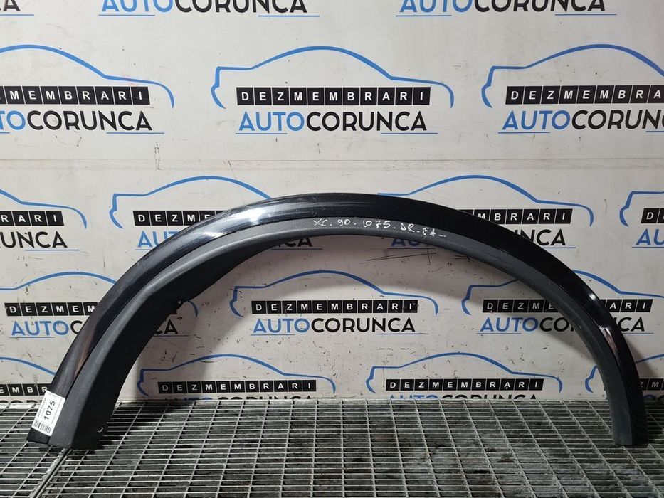 Bandou aripa dreapta fata Volvo XC90 Facelift 2007 - 2014 SUV 4 Usi (1075) Lovit și indoit