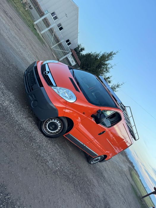 Opel vivaro 2.0 115cp