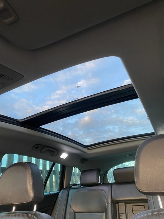 Opel insignia  Sport tourer 2.0  …160 de cai