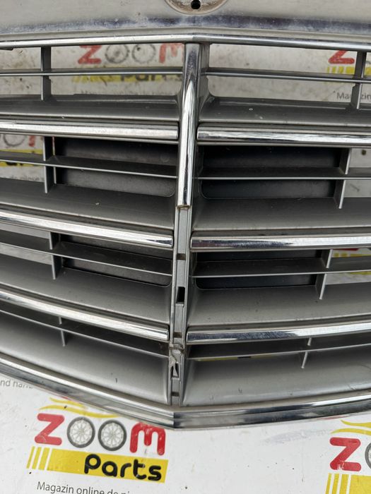 Grila fata centrala radiator Mercedes W212 facelift 2013-2015
