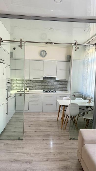 3 комнатная квартира 72м² с мебелью ЖК Parkent Village парковка