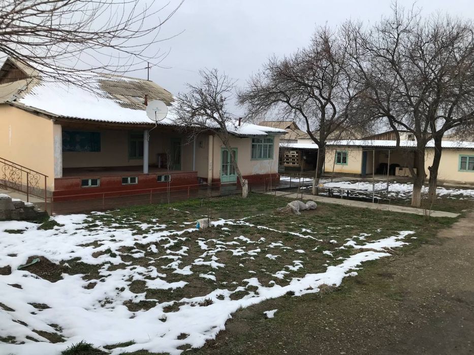 Гагарин шаҳрида катта ҳовлили уй , 14 сўтиҳ