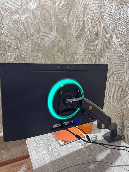 Монитор ziffler 180hz