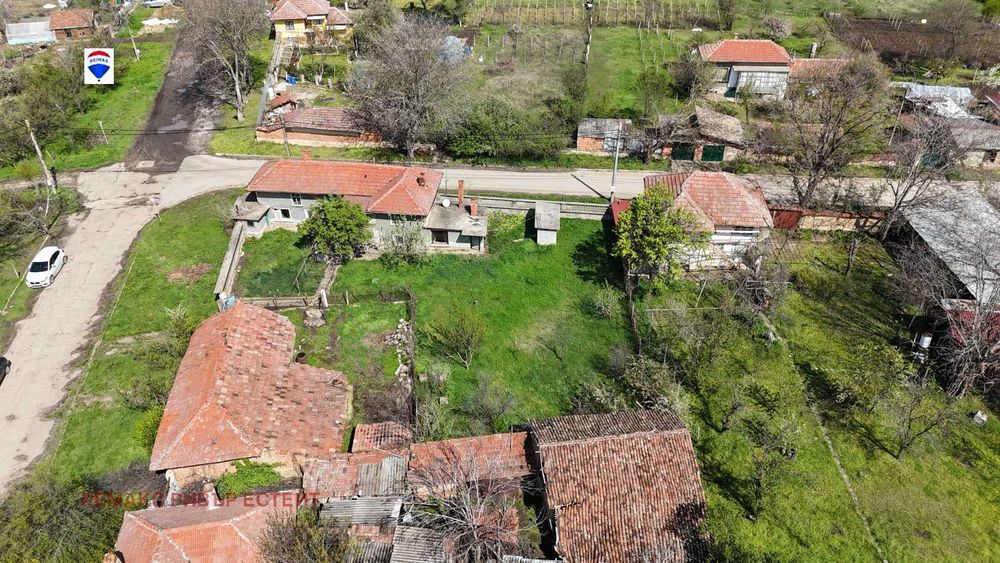 Продава се Къща в с. Щръклево, Област Русе - 80 кв.м за 662 €/кв.м - Снимка #2