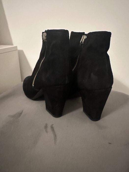 Botine Mango, negre, cu toc, piele intoarsa, 38